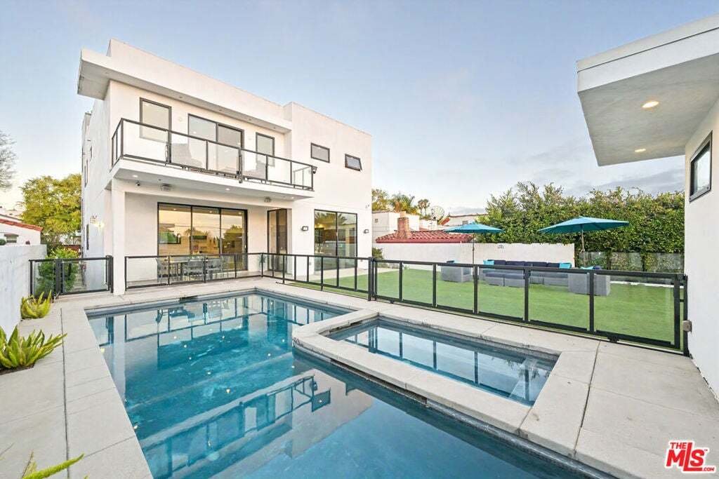 House in Los Angeles, California, United States 3 - 18577022