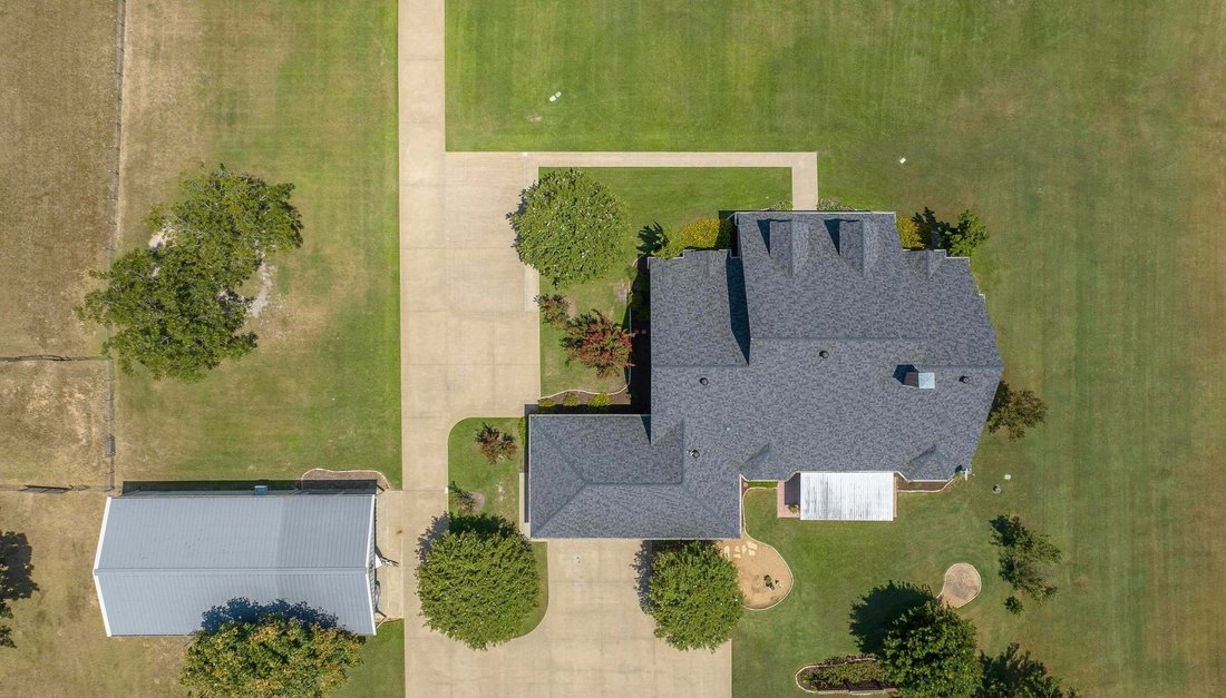 House in Gladewater, Texas, United States 5 - 18575702