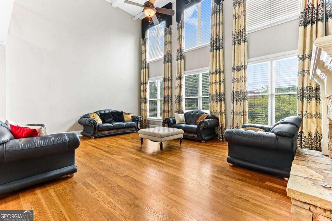 House in Buford, Georgia, United States 5 - 18577418