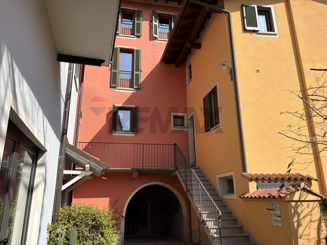 Villa in Verbania, Piedmont, Italy 2 - 18578569