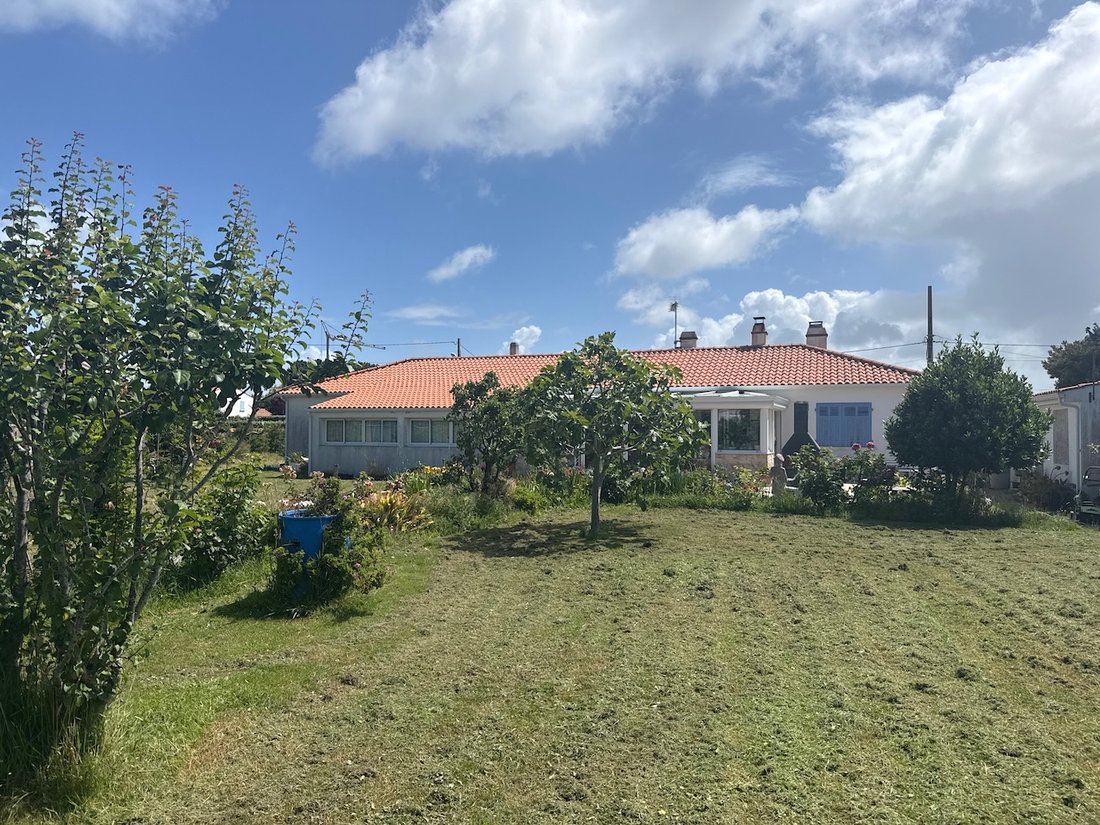 Villa in Noirmoutier Centre, Noirmoutier-en-l'Île, France 1 - 18578291