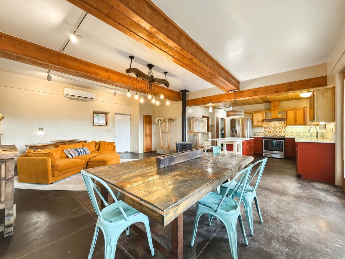 House in Española, New Mexico, United States 5 - 18576739