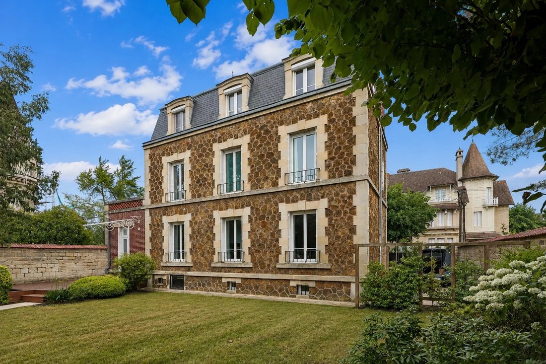 House in Chantilly, Hauts-de-France, France 1 - 18574330