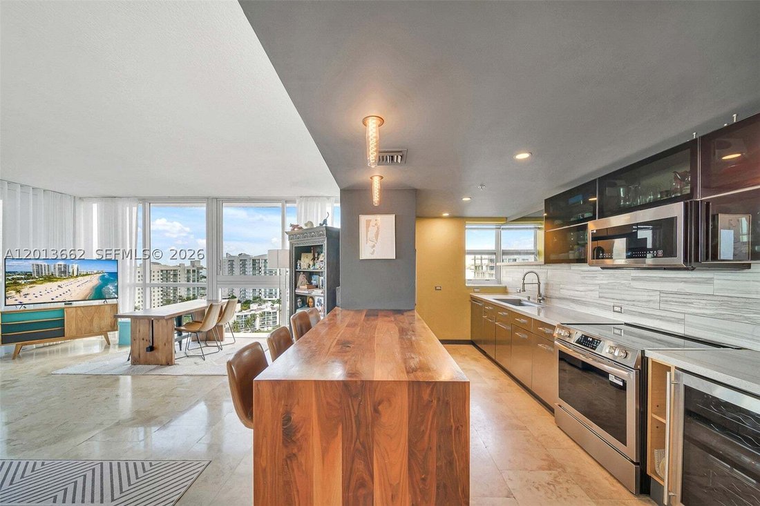 Condo in Miami Beach, Florida, United States 5 - 17846358