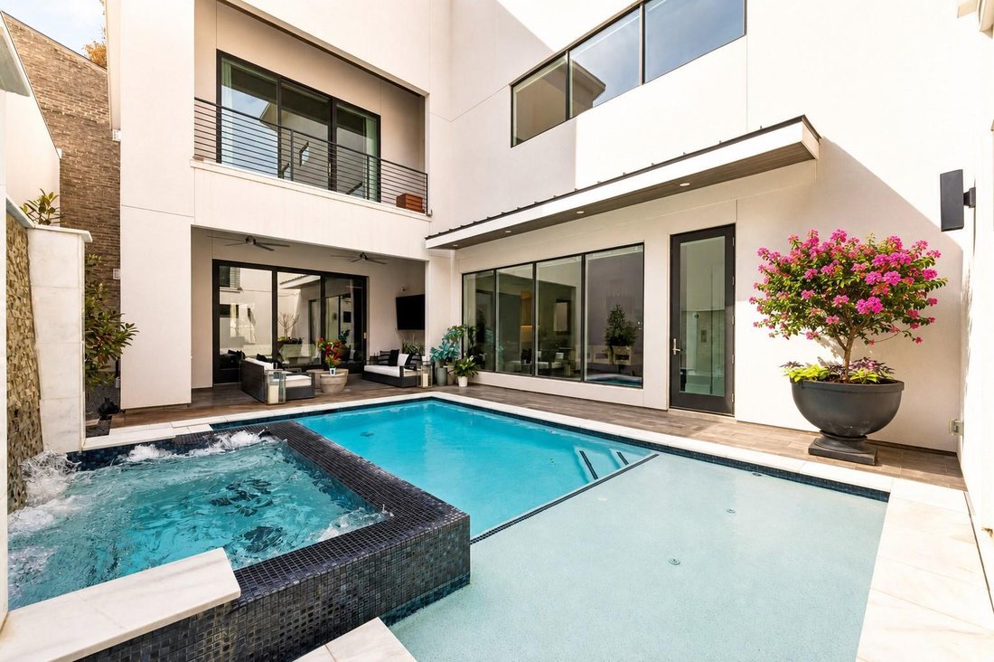 House in Houston, Texas, United States 1 - 18577858