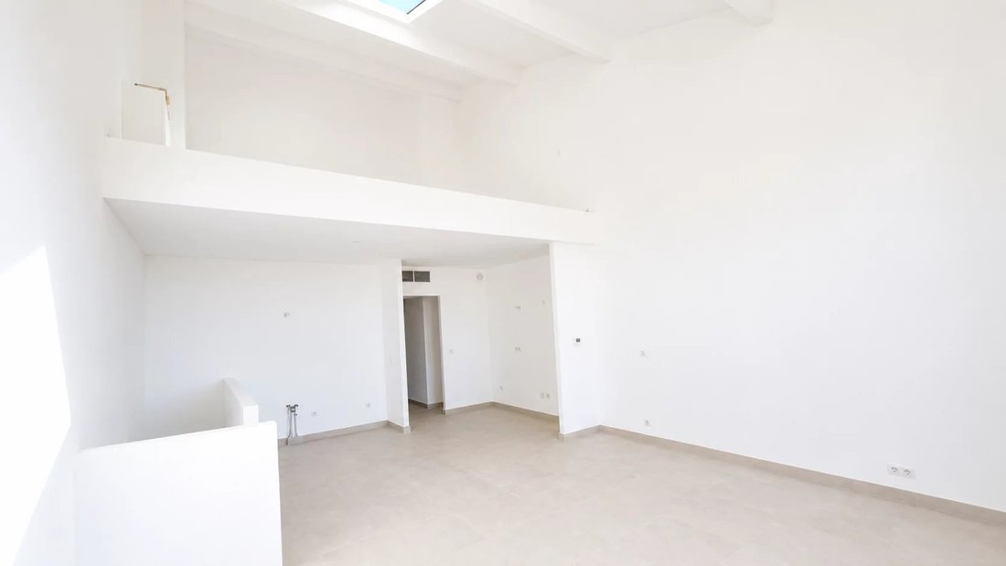Apartment in Saint Nicolas, Cannes, France 4 - 18575142