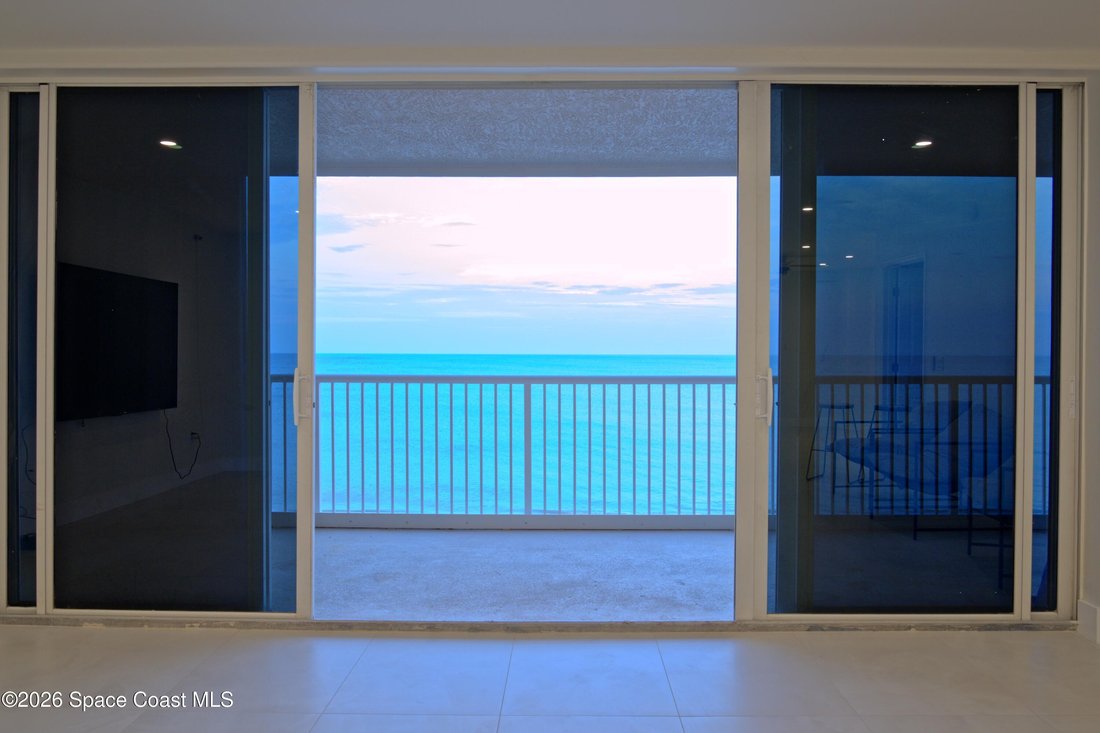 Condo in Indian Harbour Beach, Florida, United States 3 - 18576976