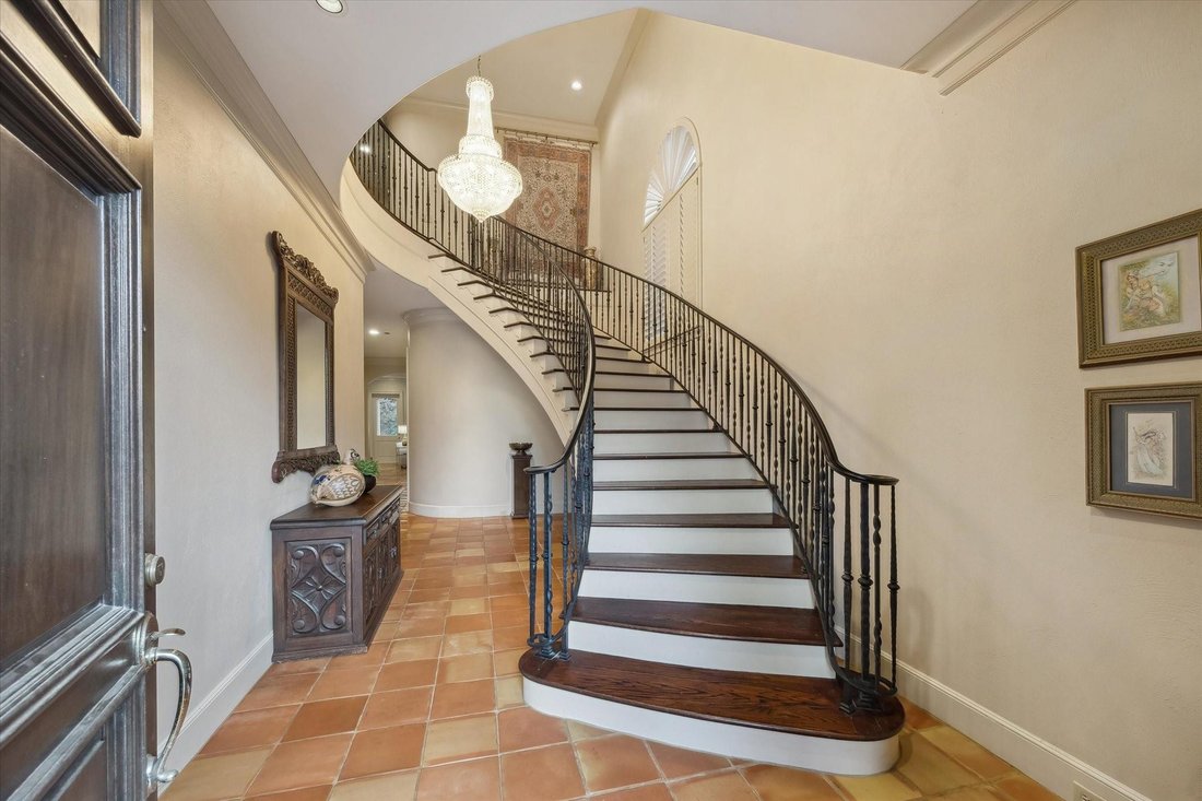 House in Houston, Texas, United States 5 - 18577874