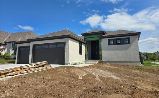 House in Overland Park, Kansas, United States 1