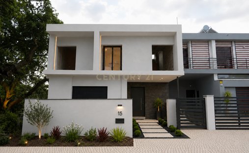 Villa in Sesimbra (Castelo), Setubal, Portugal 1