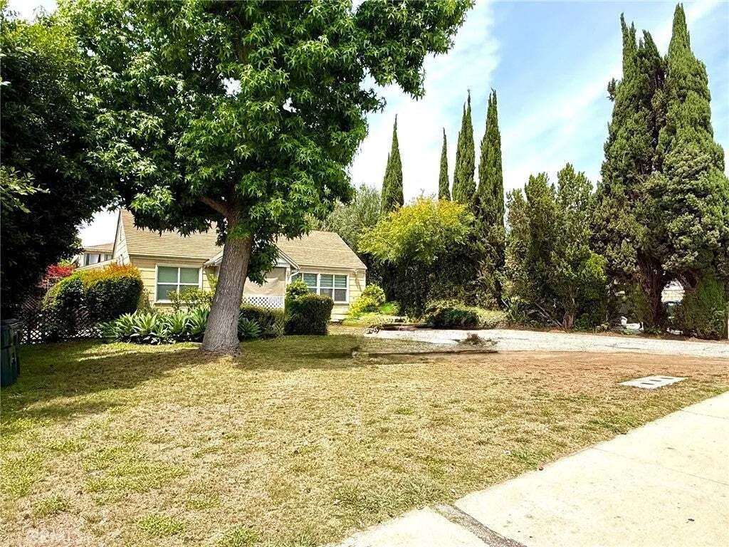 Temple City, California, United States 1 - 18321889