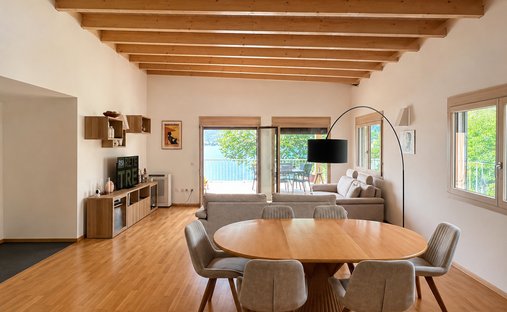 Penthouse in Capolago, Ticino, Switzerland 1