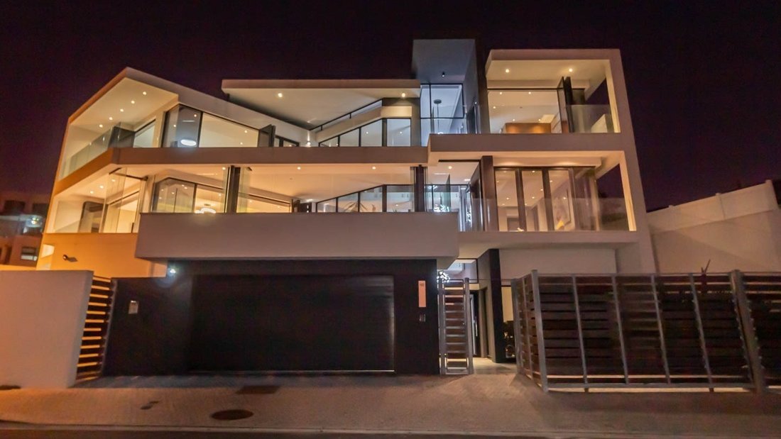 House in Bothasig, Cape Town, South Africa 2 - 18575289