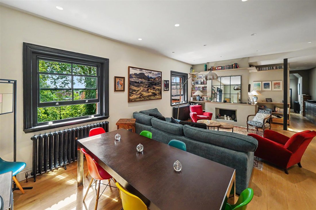 Apartment in Belsize Park, Camden, England 5 - 17618181