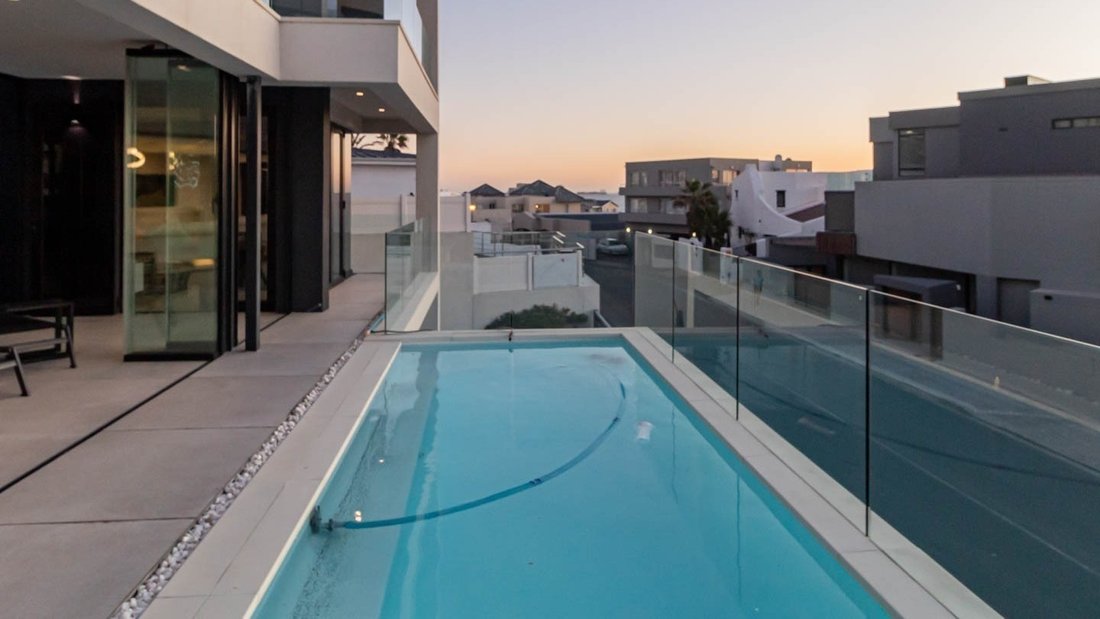 House in Bothasig, Cape Town, South Africa 4 - 18575289