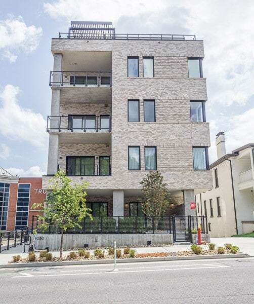 Condo in Nashville, Tennessee, United States 3 - 18576672
