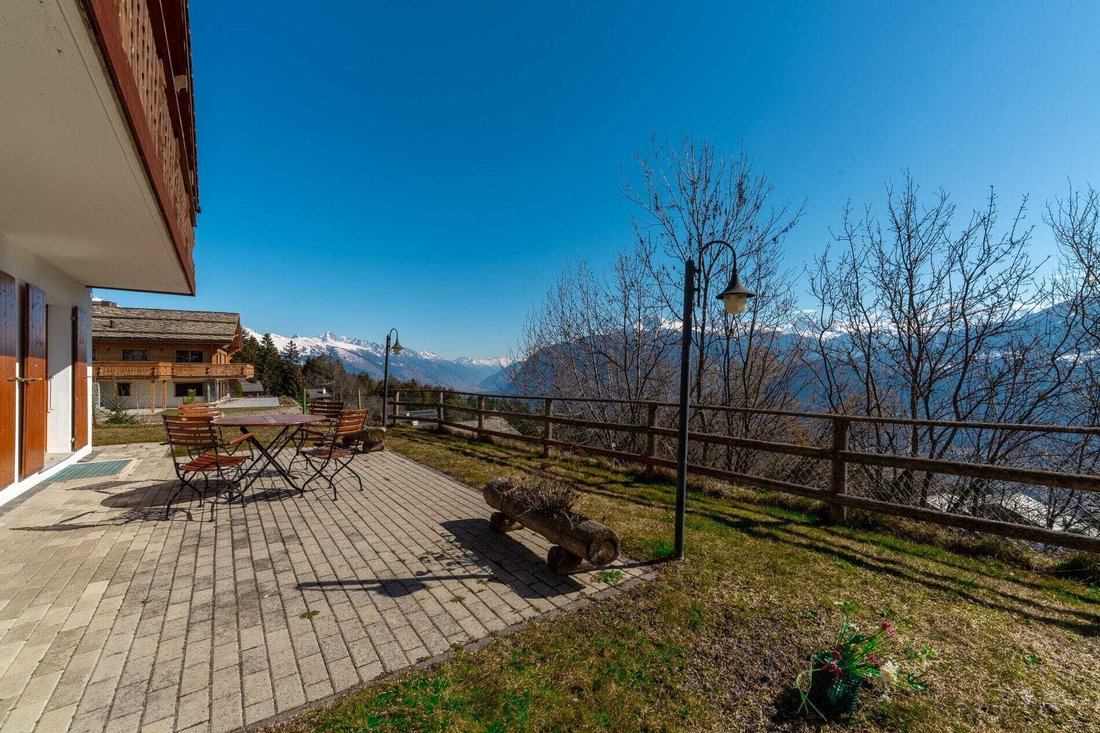 Chalet in Crans-Montana, Valais, Switzerland 3 - 18575860