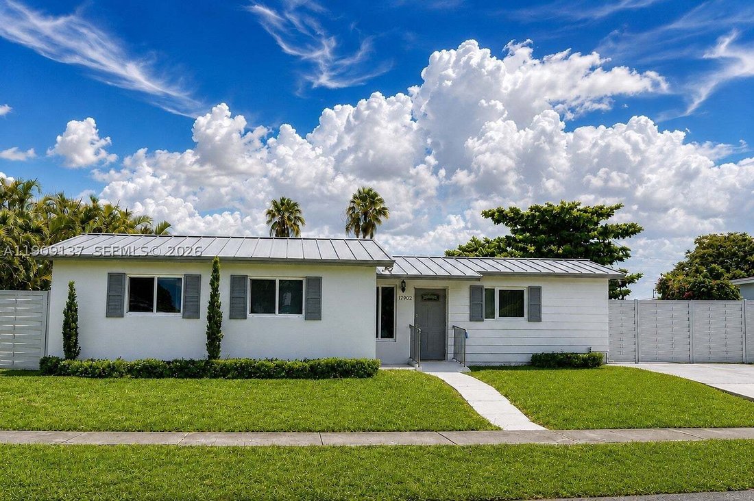 House in Hialeah, Florida, United States 1 - 17204936