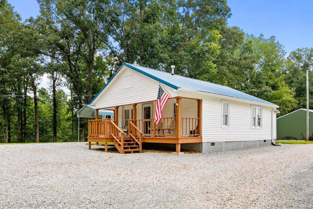 House in Camden, Tennessee, United States 5 - 18576607