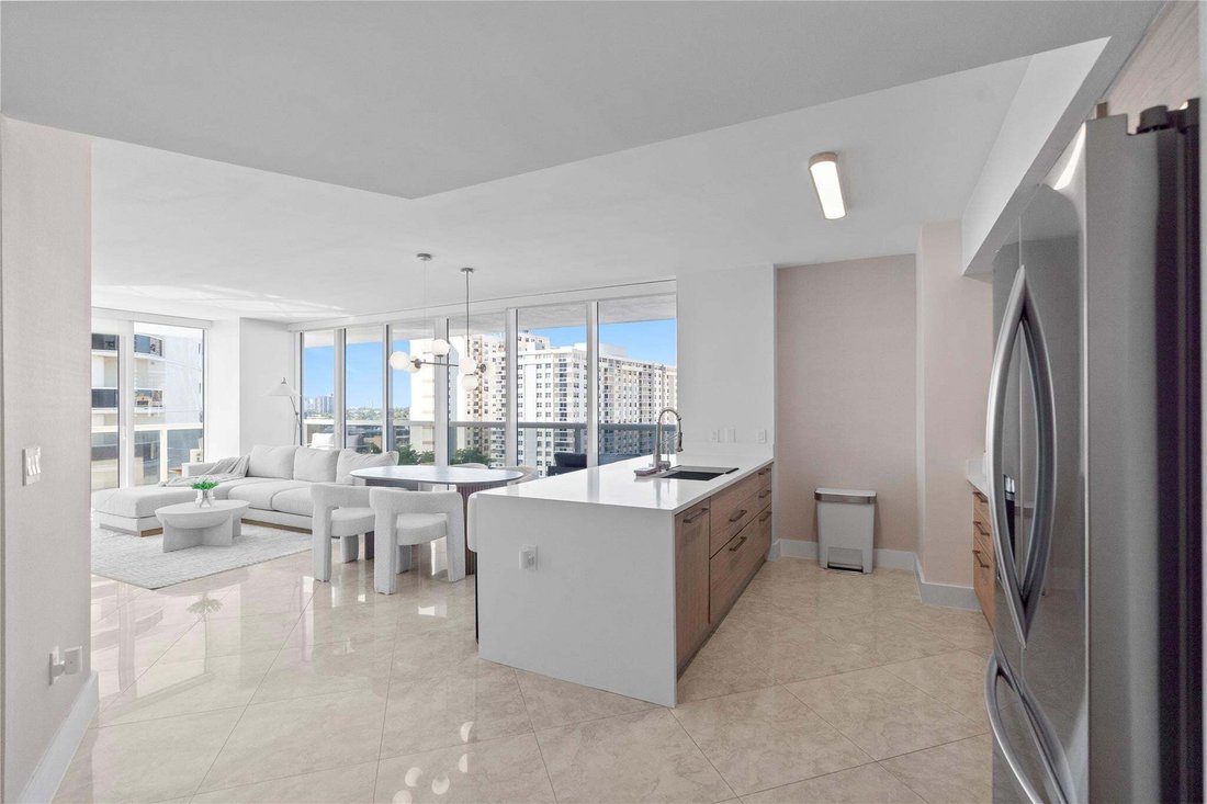 Condo in Hallandale Beach, Florida, United States 5 - 18576563