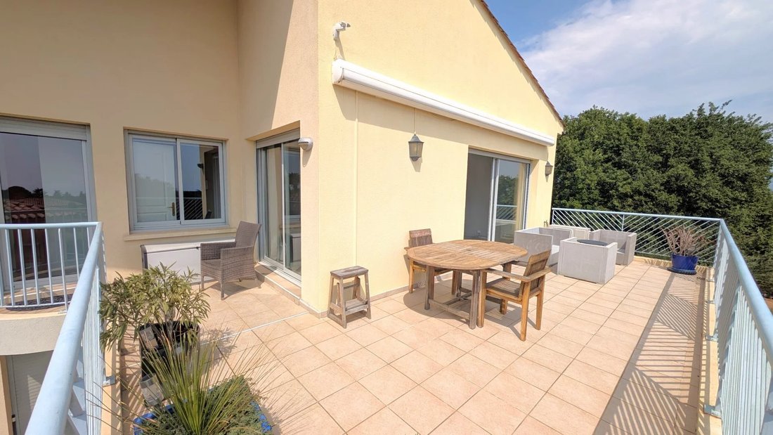 Apartment in Bois Fleuri-Chevre d'Or-Saint Philippe, Biot, France 4 - 18575184