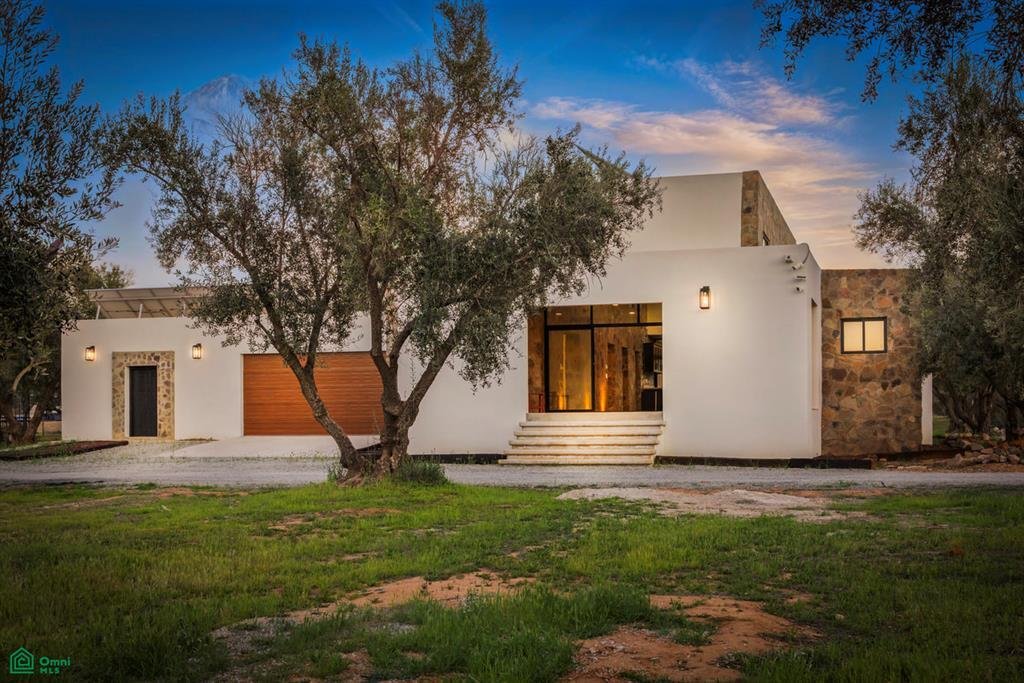 House in Tierra Santa, Baja California, Mexico 1 - 17979046
