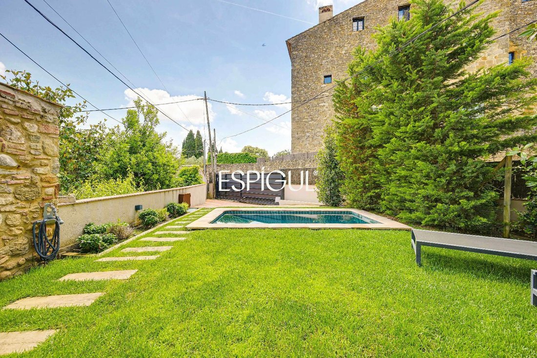 Villa in la Bisbal d'Emporda, Catalonia, Spain 5 - 18574323