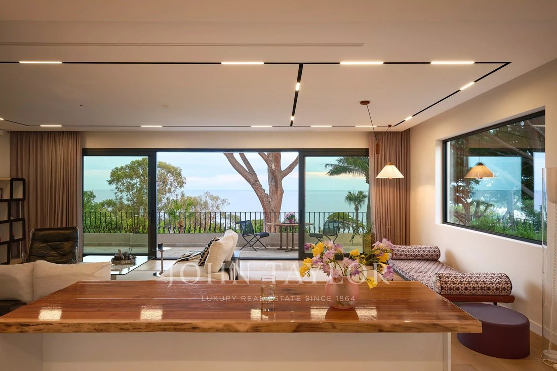 Estate in Cannes, Provence-Alpes-Côte d'Azur, France 4 - 15637957