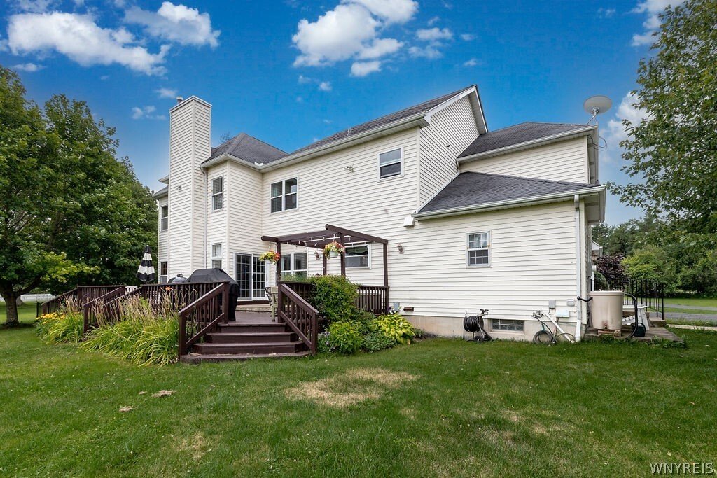 House in Clarence, New York, United States 3 - 18574391