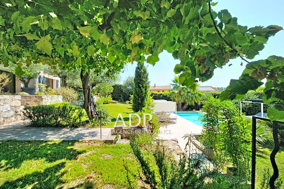 Villa in Grasse, Provence-Alpes-Côte d'Azur, France 3 - 18574616