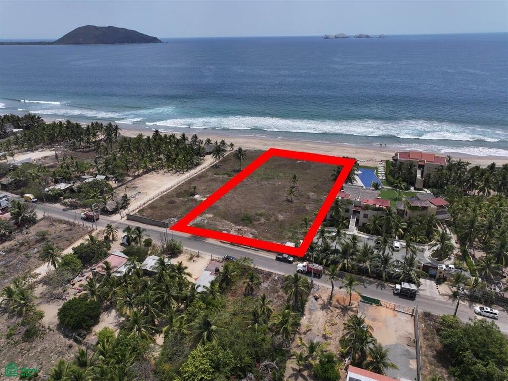 Land in Playa Blanca, Guerrero, Mexico 1 - 17811357
