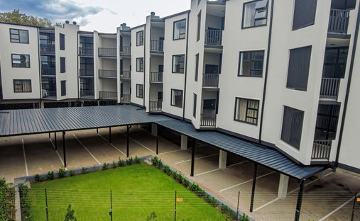Apartment in Woodhill Golf Estate, Gauteng, South Africa 1