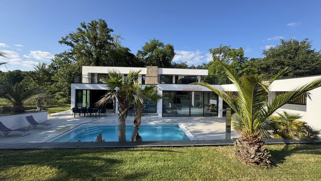 Villa in Zone Industrielle du Prat, Vannes, France 1 - 18385149