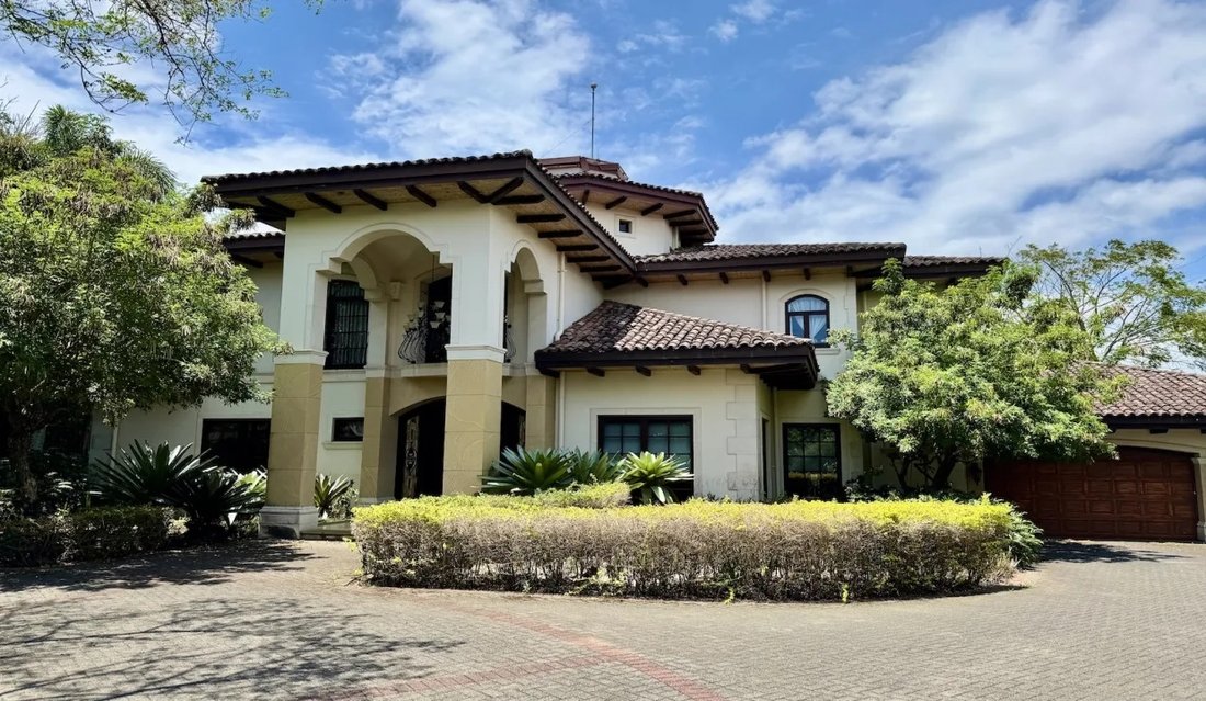 Condo in Santo Domingo, Heredia Province, Costa Rica 1 - 18576309
