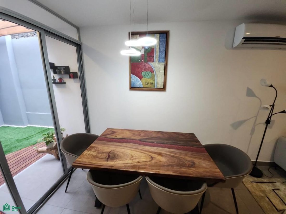 Condo in Cinco Esquinas, San José Province, Costa Rica 2 - 17729110