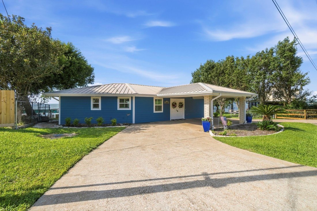 House in Point Blank, Texas, United States 5 - 18577655