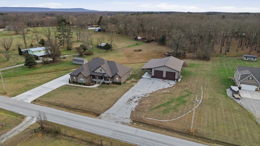 House in Manchester, Tennessee, United States 2 - 18576599