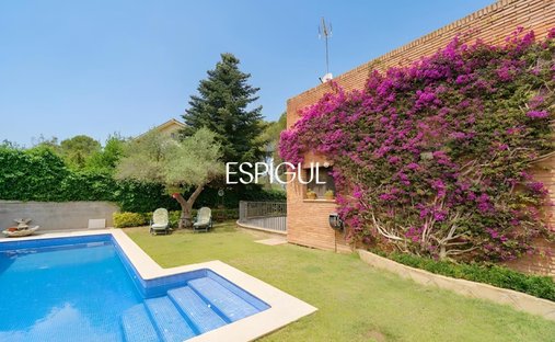 Villa in Sant Cugat del Valles, Catalonia, Spain 1