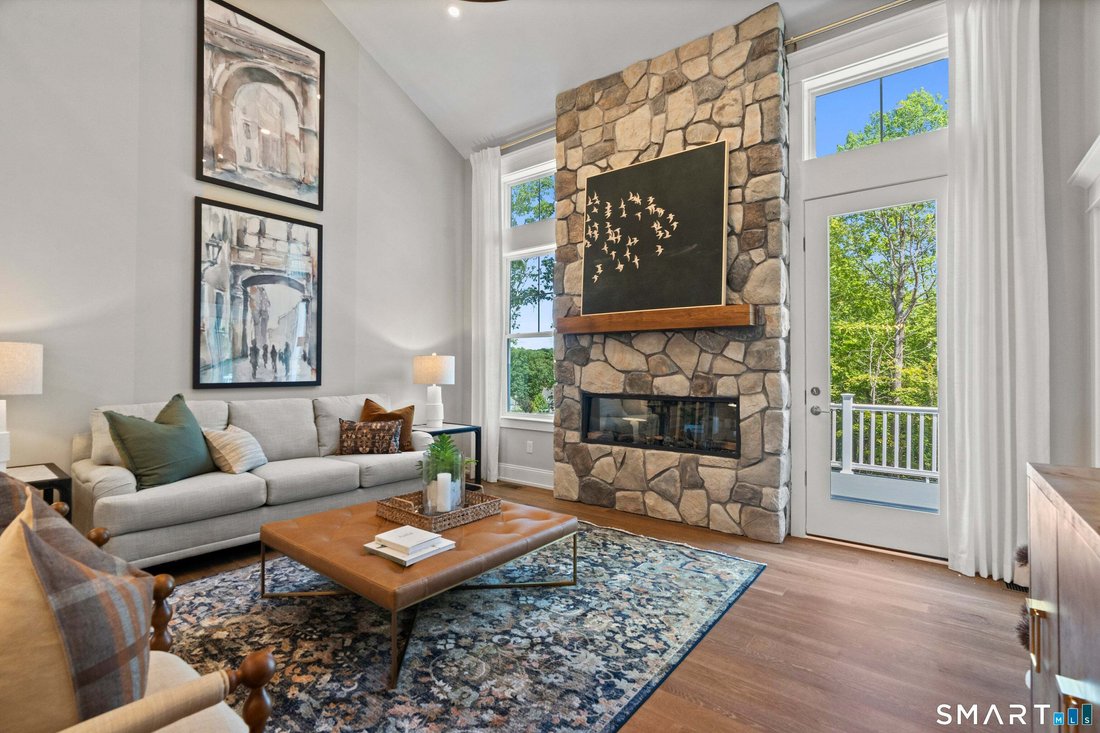 Condo in Oxford, Connecticut, United States 2 - 18575868