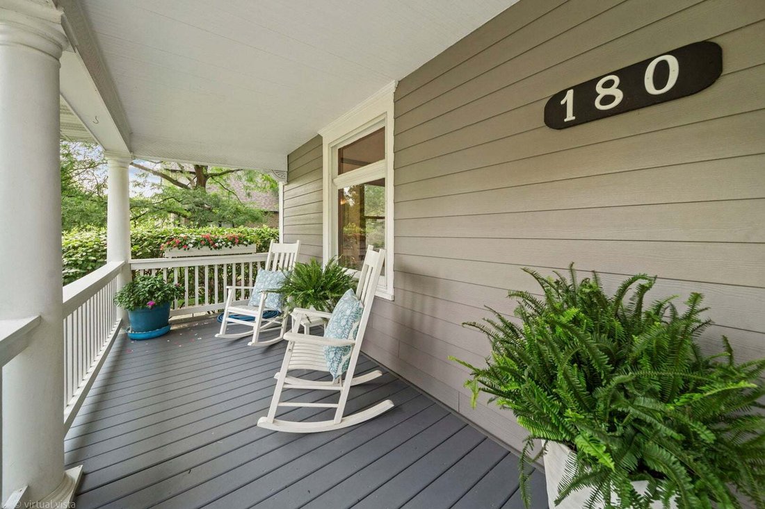 House in Elmhurst, Illinois, United States 3 - 18577285