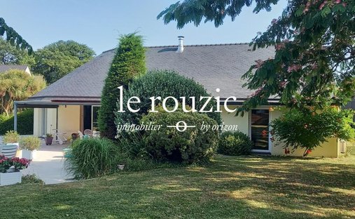 House in Centre Peri, Saint-Ave, France 1