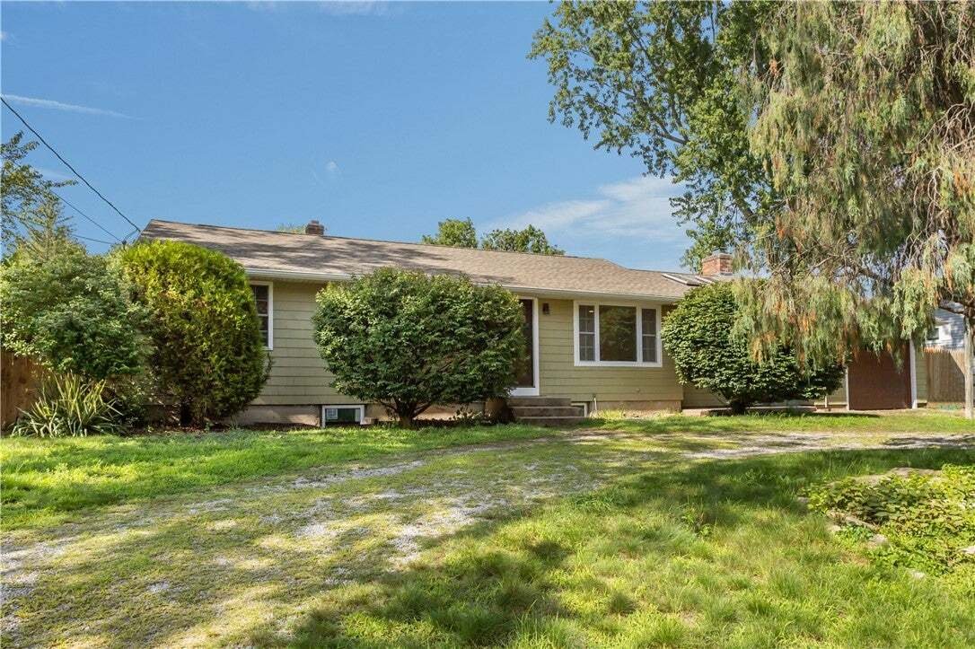House in Warwick, Rhode Island, United States 3 - 18576034