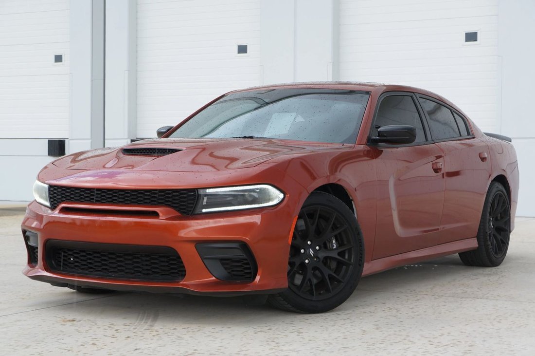 Sedan in Opa Locka, FL, United States 5 - 18575097