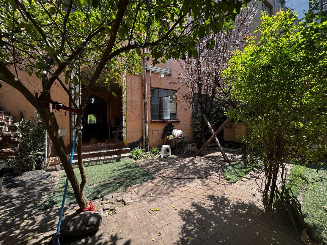 House in Mexico City, Mexico 5 - 18575427