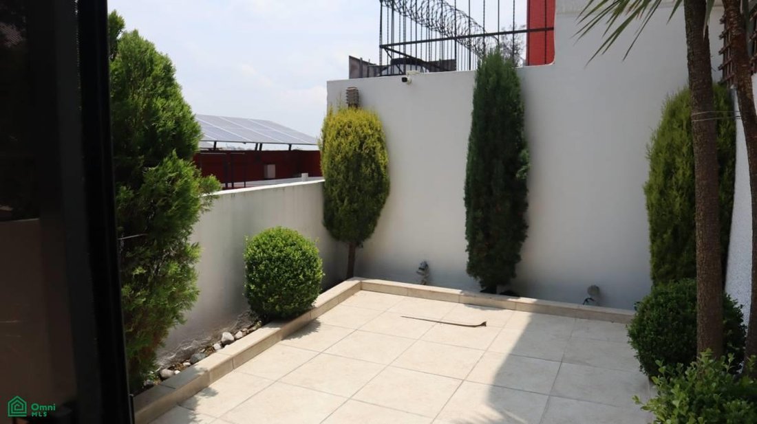 House in Mexico City, Mexico 4 - 18353392