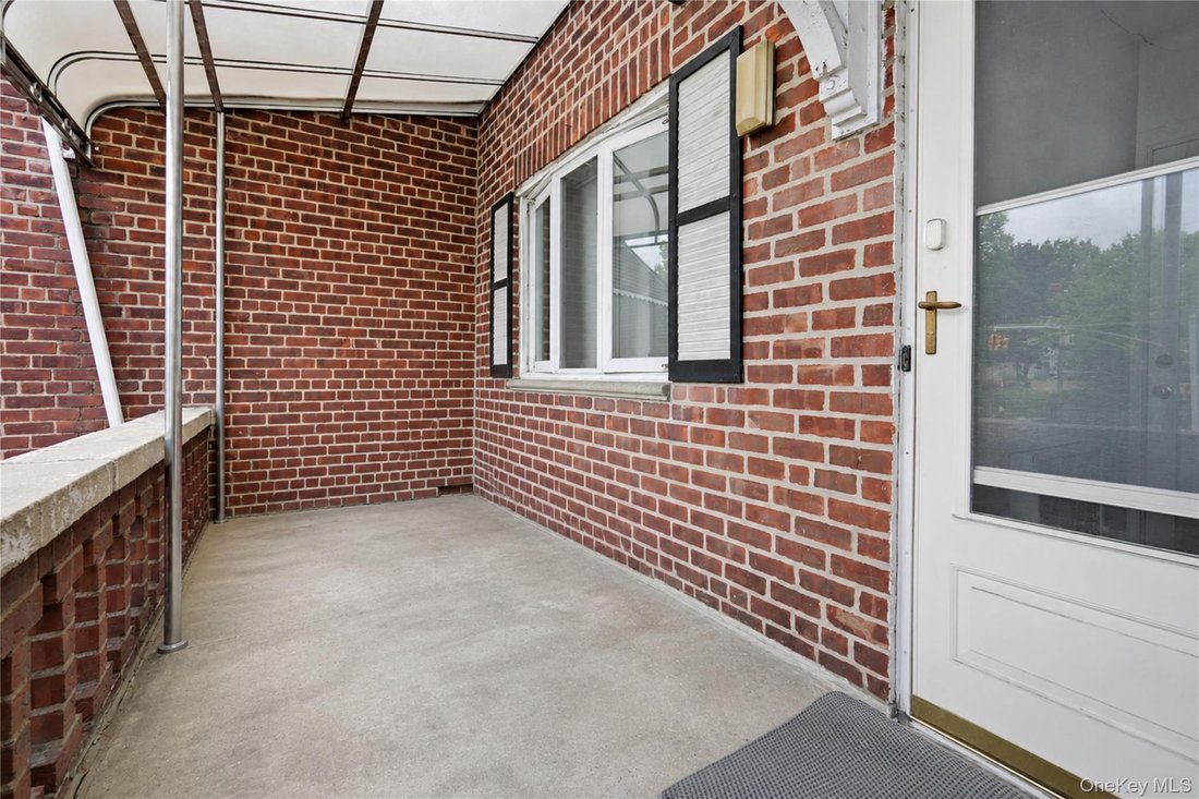 House in New York, New York, United States 2 - 18577083