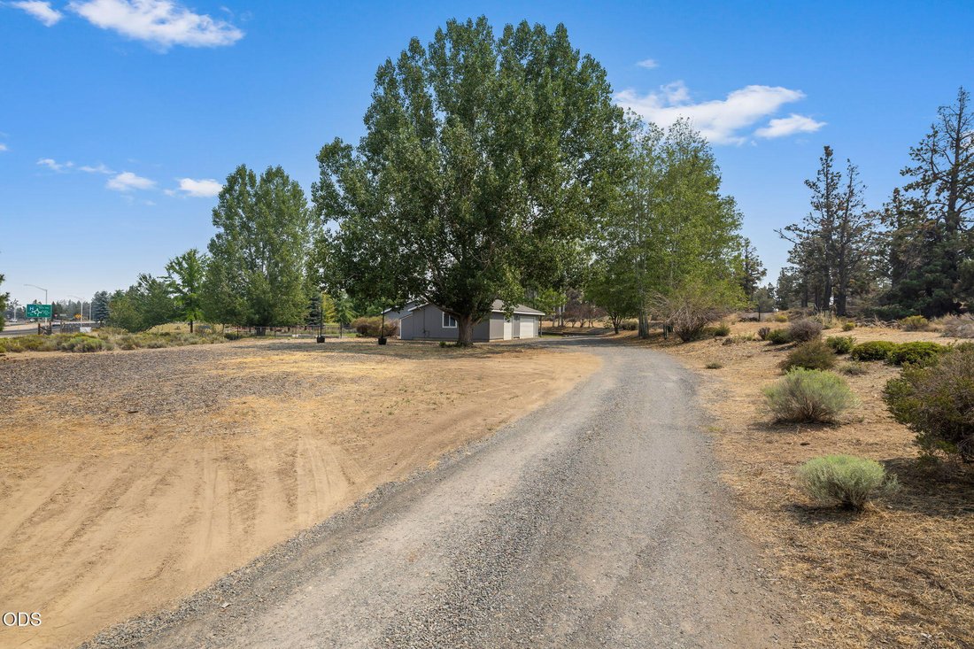 Land in Bend, Oregon, United States 3 - 18575794