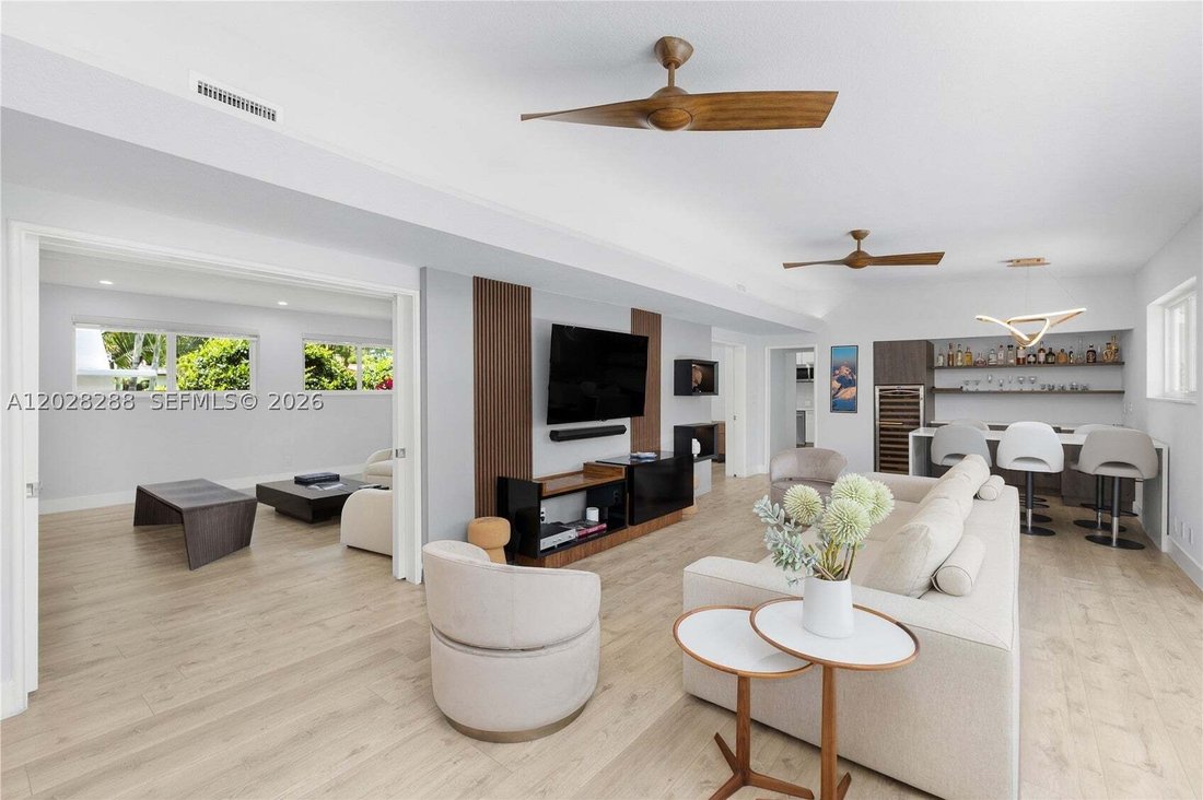 House in Miami, Florida, United States 5 - 18112947
