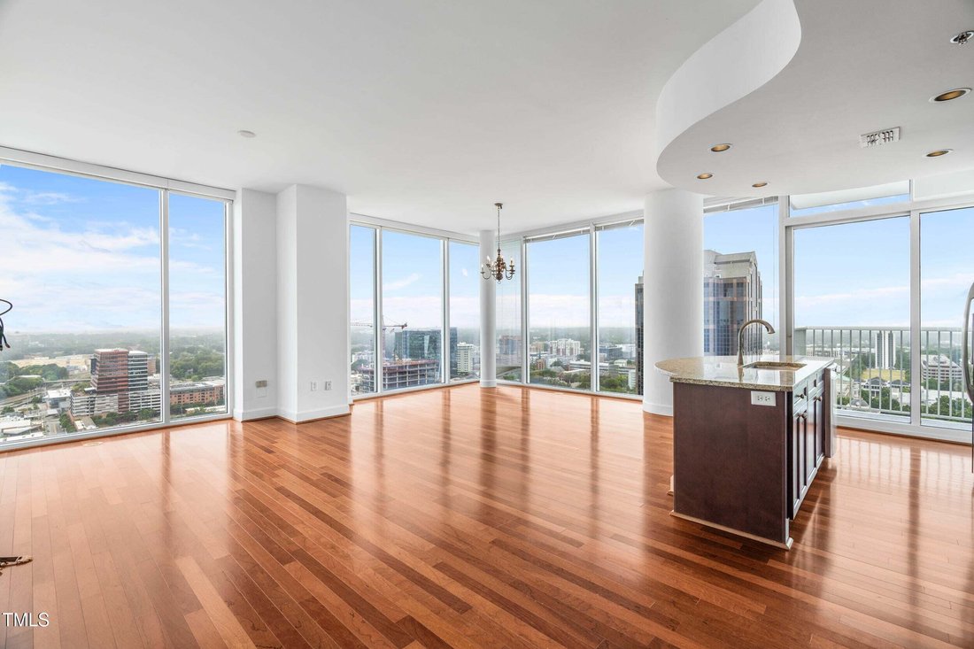 Condo in Raleigh, North Carolina, United States 2 - 18576258