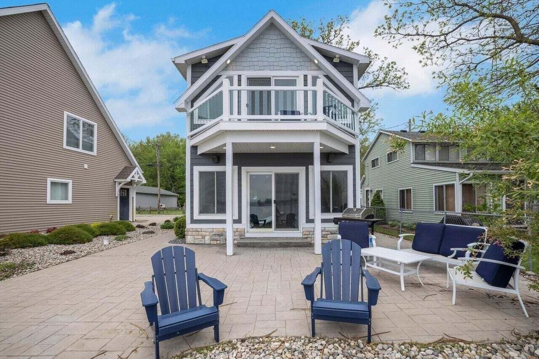 House in Manitou Beach-Devils Lake, Michigan, United States 2 - 18577056